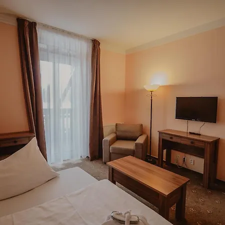 索里斯科酒店 Štrbské Pleso